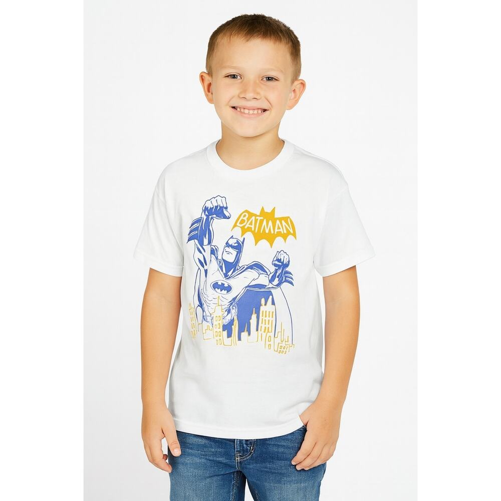 DC Comics Batman Graphic Tee Shirt Boys Size L White Superhero Heroic Print NWT
